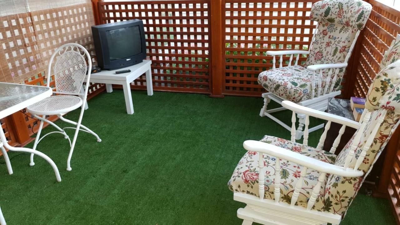 En Finca Las Dunas Dos Chalets Con Jacuzzis En Primera Linea De Playa , Uno De 4 Dormitorios Y Otro De 2 Dormitorios, Llama Al Seiscientos Veintisiete Cuatrocientos Diecisiete Trescientos Noventa Y Ocho Rota Exteriör bild